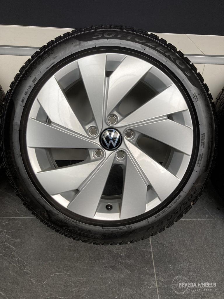 17” originele Volkswagen Golf 8 Belmont velgen winterbanden, Gebruikt, -, -, Banden en Velgen