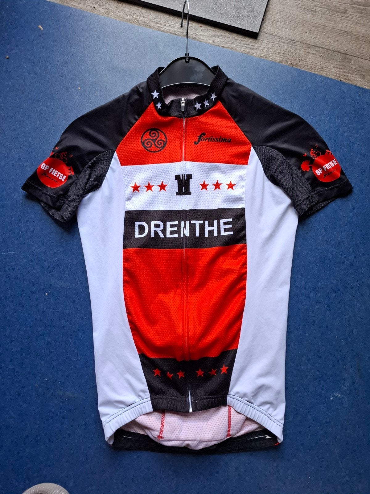 Wielershirt nieuw maat s