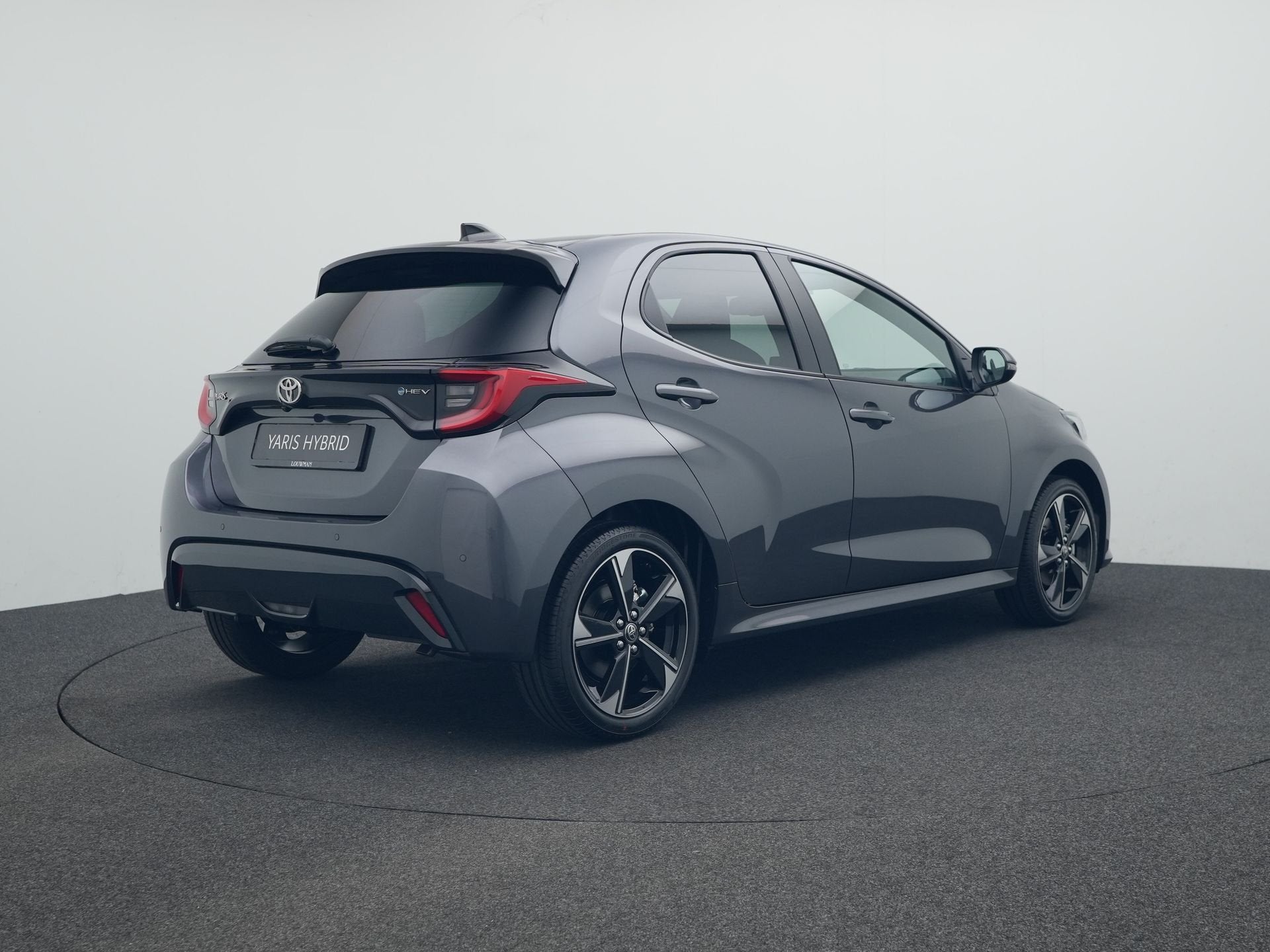 Toyota Yaris 1.5 Hybrid 130 Executive | Direct leverbaar! |, Auto's, 450 kg, Hybride Elektrisch/Benzine, 3 cilinders, Yaris