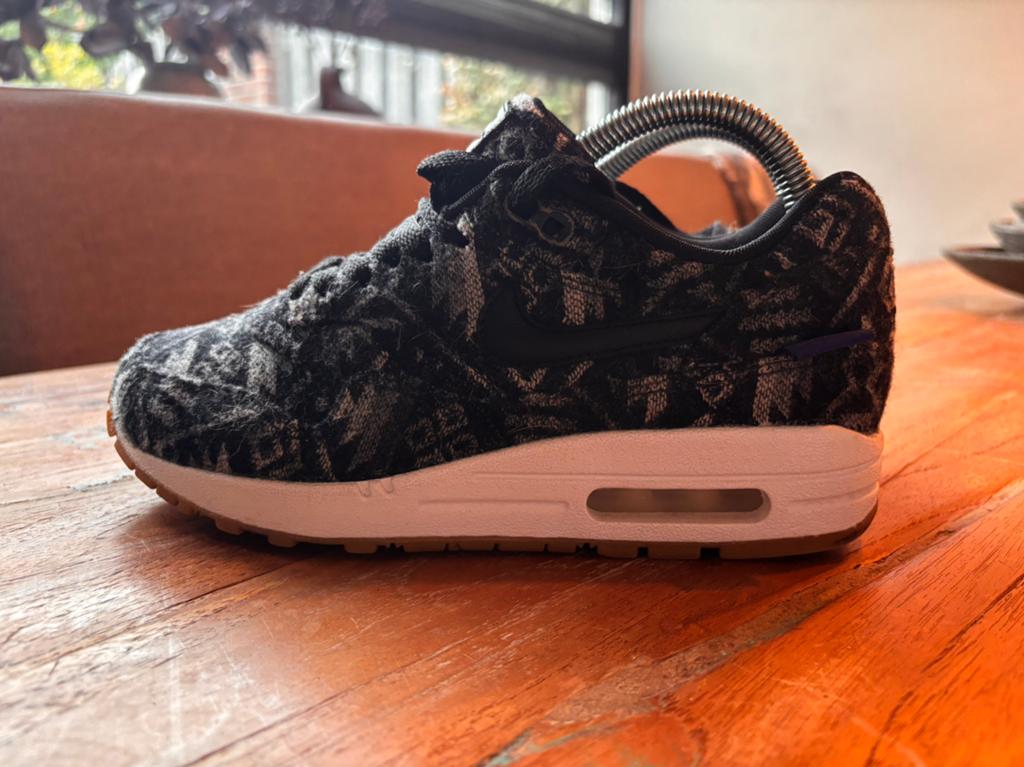 Nike air max 1 Pendleton ID (38), Ophalen of Verzenden, Zo goed als nieuw, Overige kleuren