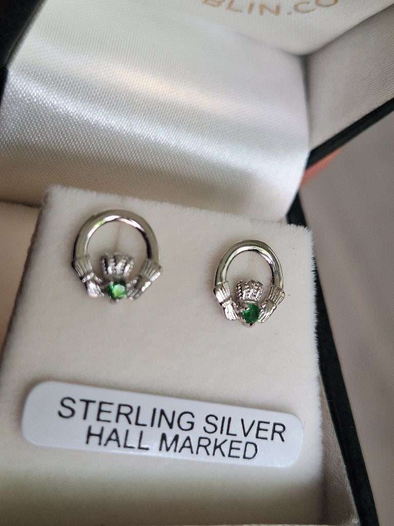 Claddagh echt zilver 925 oorstekers, Sieraden, Tassen en Uiterlijk, Nieuw, Ophalen of Verzenden, Met edelsteen, Knopjes of Stekers