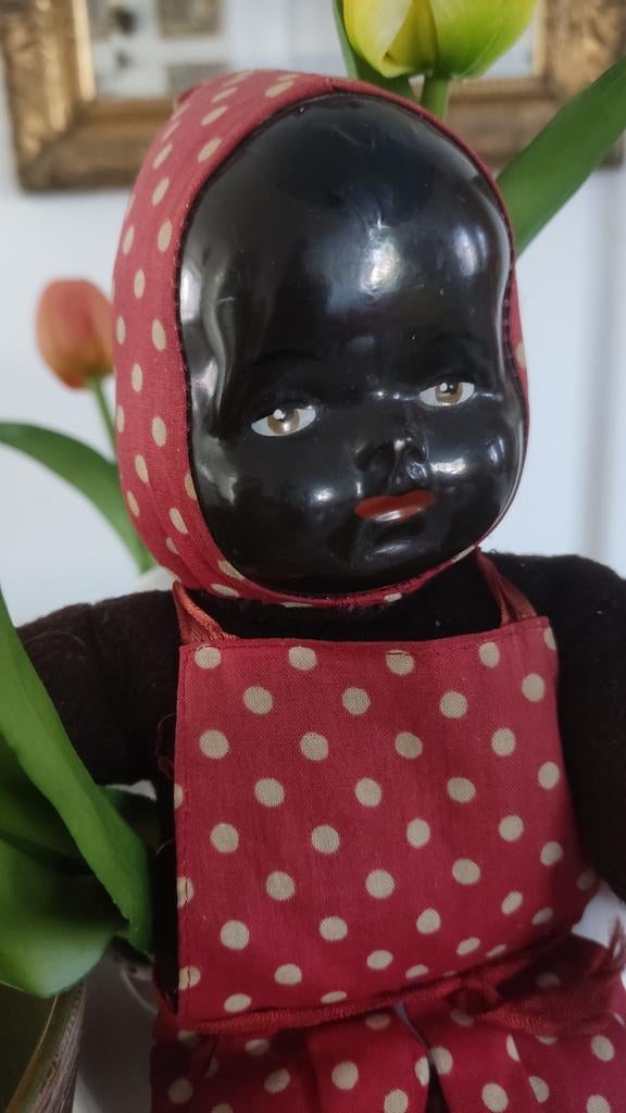 Oud donker knuffel popje, Antiek en Kunst, Ophalen of Verzenden