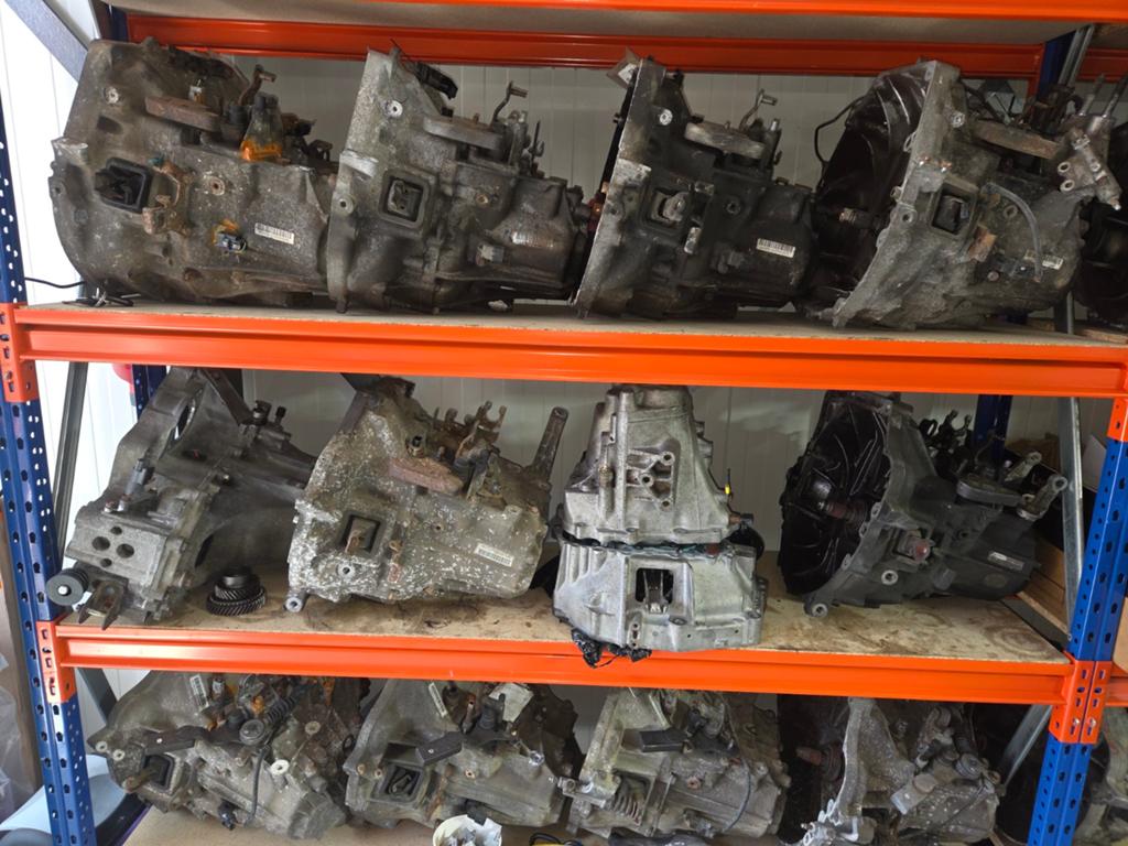 Honda Civic Type R FN2 6-bak / K20 K24 versnellingsbak LSD, Ophalen of Verzenden, Nieuw, Honda