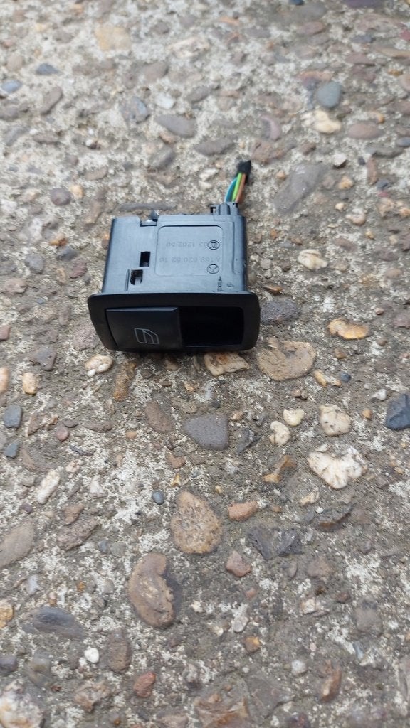 Knopej electrische ramen rechts voor A Klasse W169, Ophalen of Verzenden