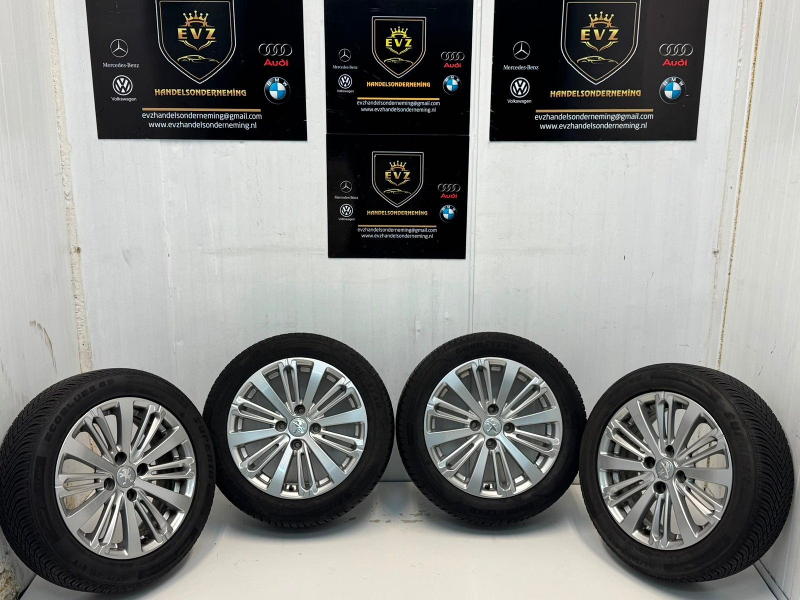 Org. Peugeot 208 velgen set met All-Seasons banden 4x108, Gebruikt, 16 inch, Banden en Velgen, Ophalen of Verzenden