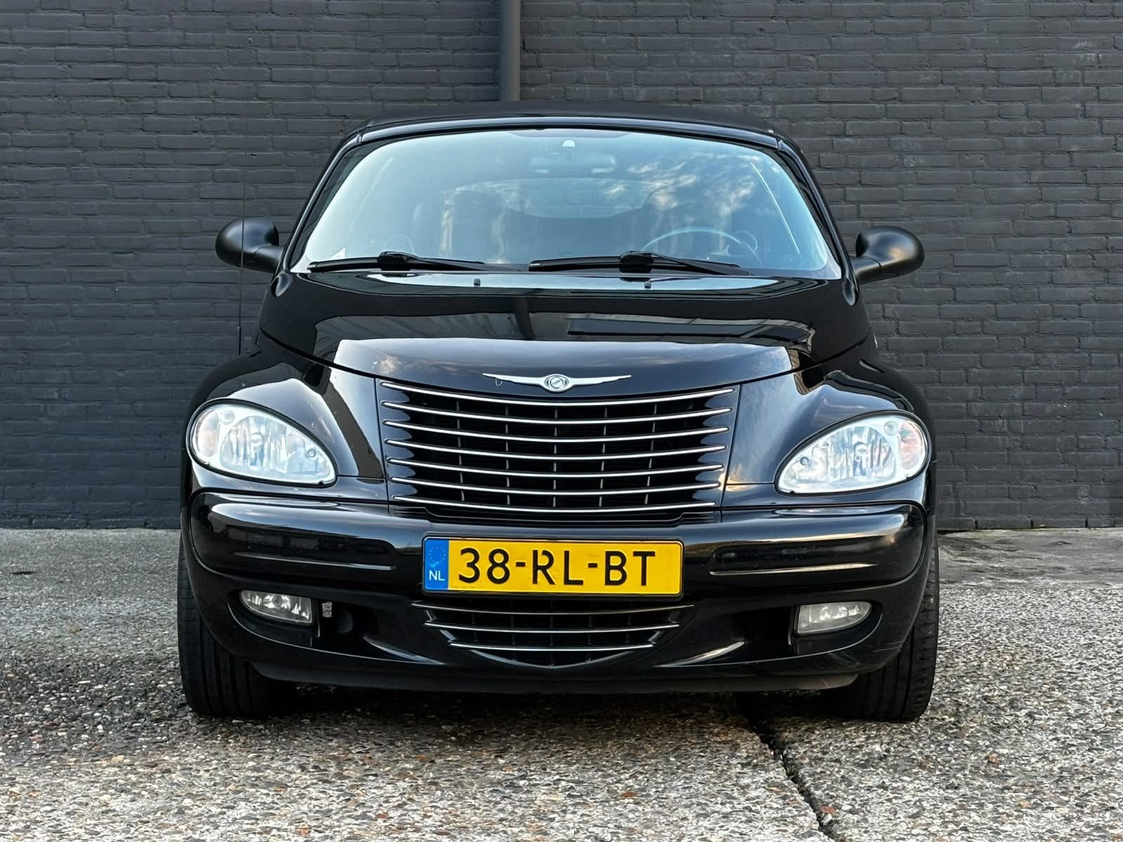Chrysler PT Cruiser Cabrio 2.4i Limited ELEK RAMEN|161541KM|, Auto's, 450 kg, Gebruikt, Zwart, Cabriolet