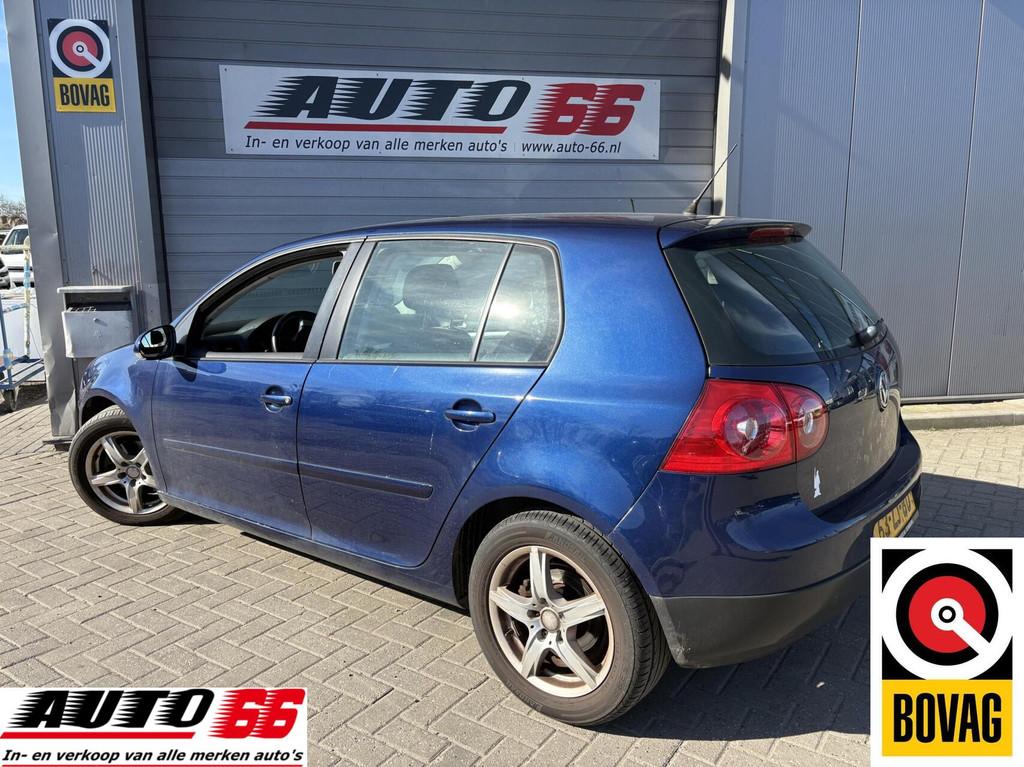 Volkswagen Golf 1.4 TSI Optive 4, Auto's, Voorwielaandrijving, Stof, Gebruikt, Zwart