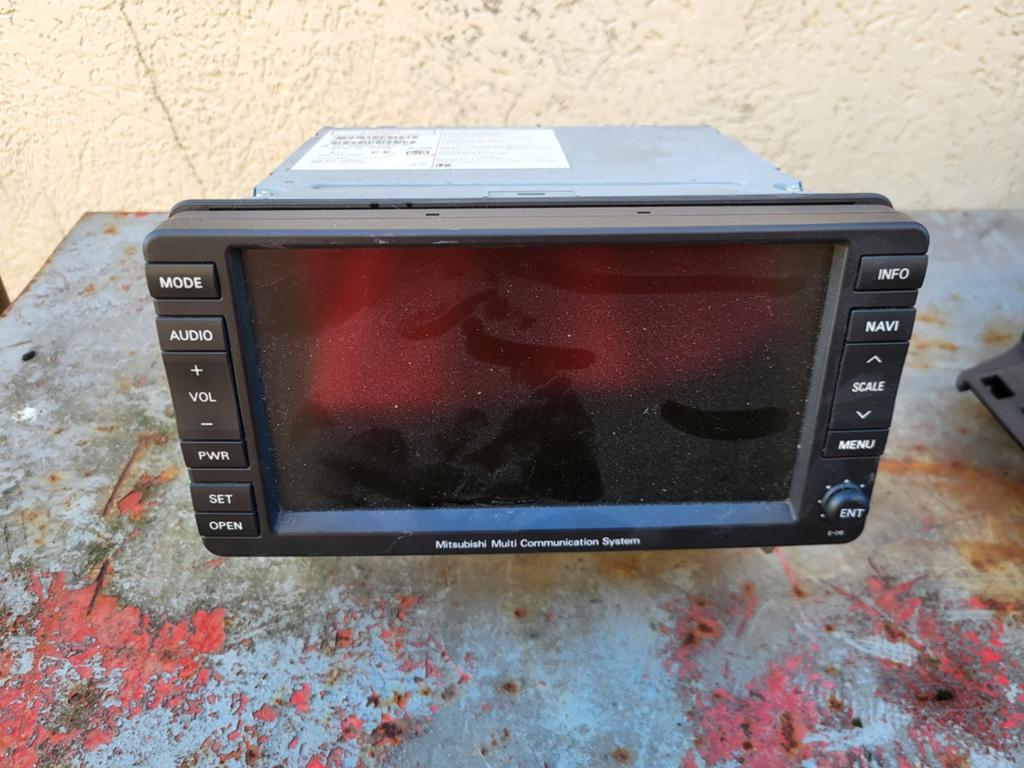 Mitsubishi lancer 2013 navi , radio, Ophalen
