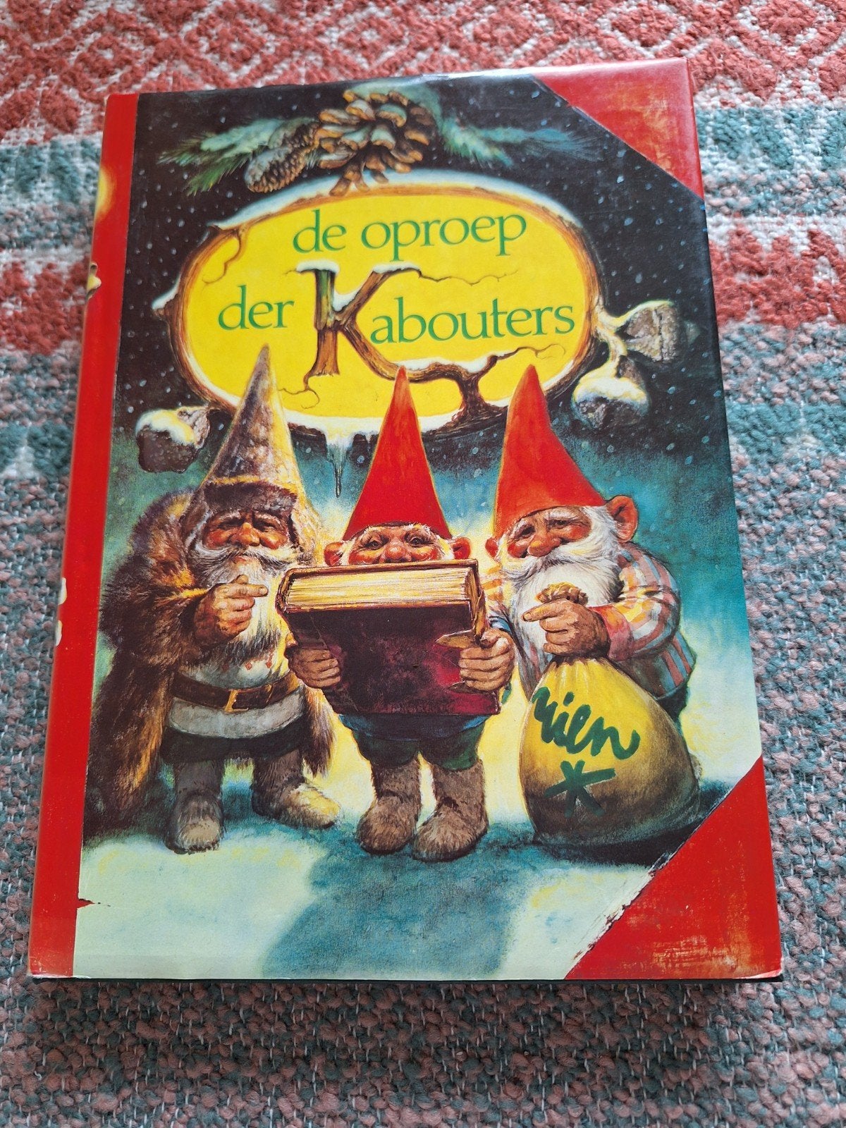 De oproep der Kabouters - Rien Poortvliet & Wil Huygen, Ophalen of Verzenden, Gelezen