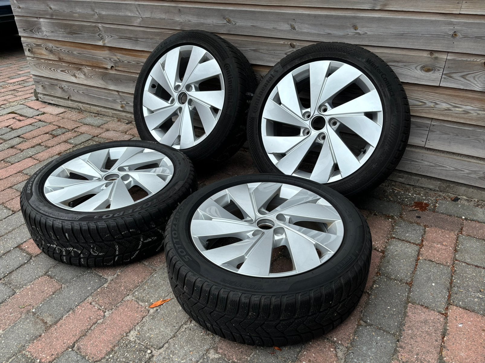 17 inch Volkswagen Belmont velgen Golf Octavia Leon winter, Ophalen, Gebruikt, Banden en Velgen, 17 inch