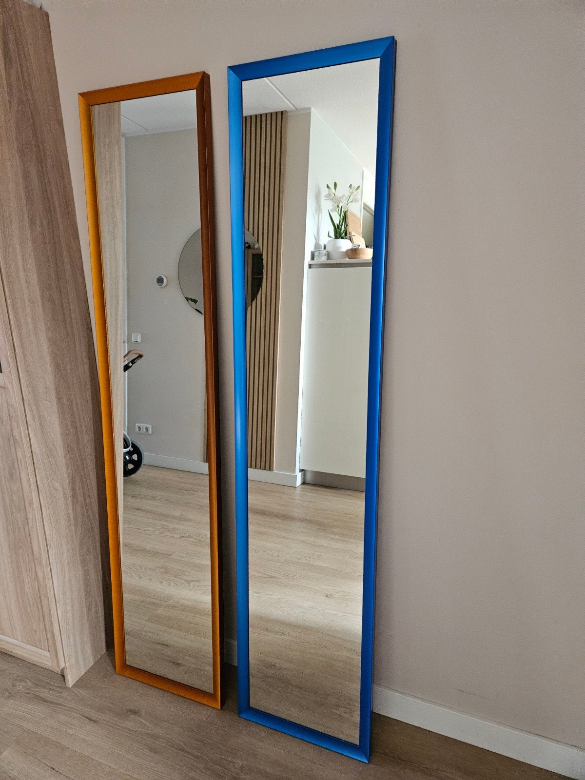 Set van 2 staande spiegels (blauw en oranje) 180x40 cm, Huis en Inrichting, Woonaccessoires | Spiegels, Minder dan 50 cm, Gebruikt