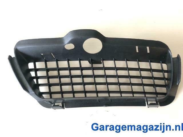 Bumperrooster linksvoor origineel VW Golf mk3 1H6853665A 01C, Volkswagen, Nieuw, Ophalen of Verzenden, Volkswagen