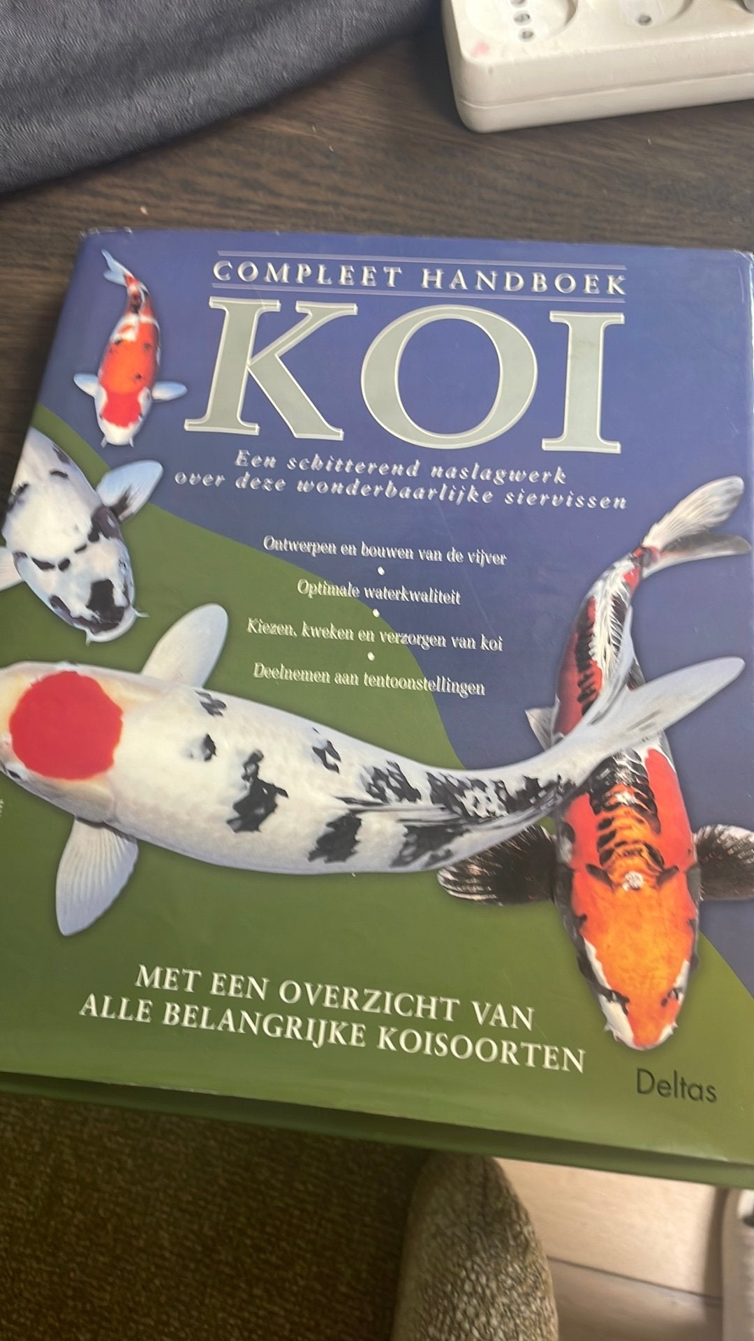 Compleet handboek Koi, Ophalen, Zo goed als nieuw, Vissen