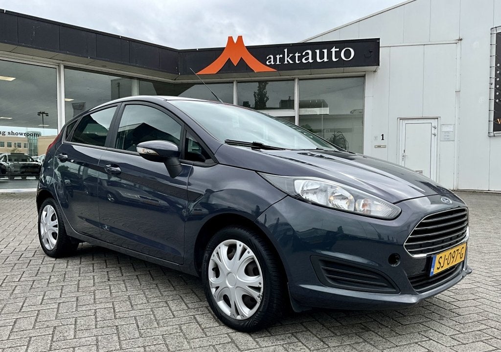 Ford Fiesta 1.25 met Airco en nieuwe APK! (bj 2015), Auto's, Voorwielaandrijving, Euro 5, Stof, 1242 cc