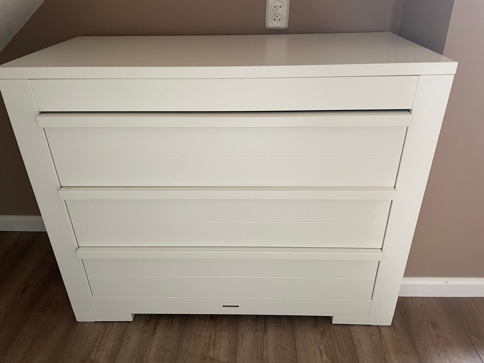 Kidsmill commode en ledikant (junior), Ophalen, Gebruikt, Jongetje of Meisje