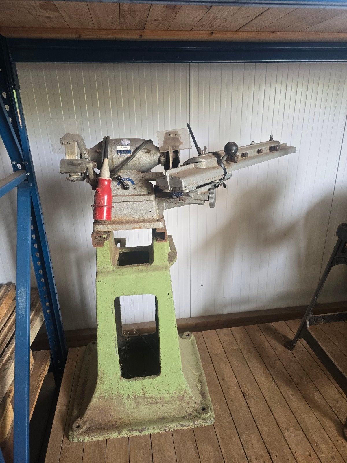 Slijpmachine Elu MHW 6 voor messen/beitels, Ophalen of Verzenden, Gebruikt, Minder dan 700 watt, Haakse handslijpmachine