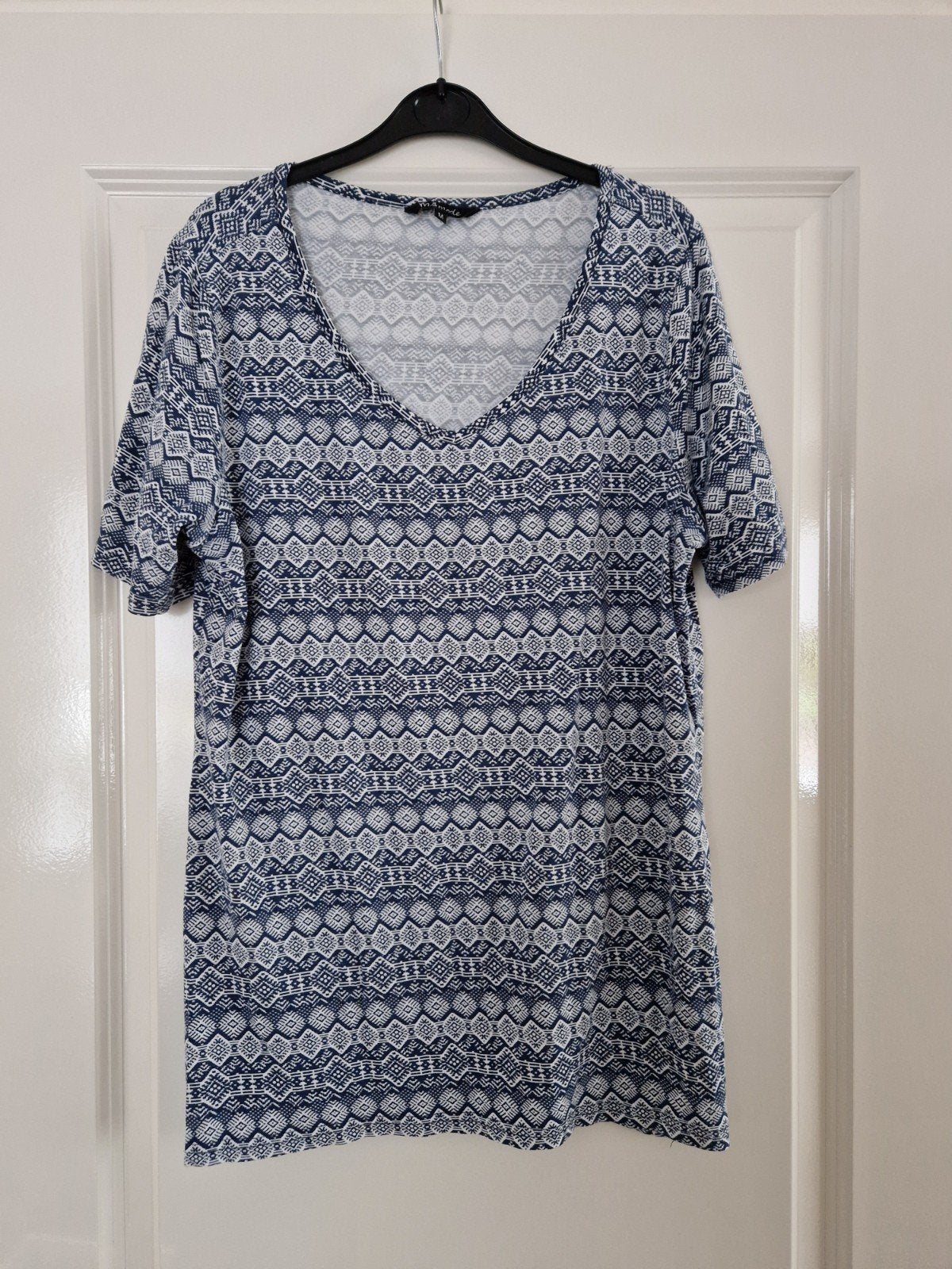 Blauw met wit geprint t-shirt maat M MS Mode, Kleding | Dames, Maat 38/40 (M), Blauw, Nieuw, Ophalen of Verzenden