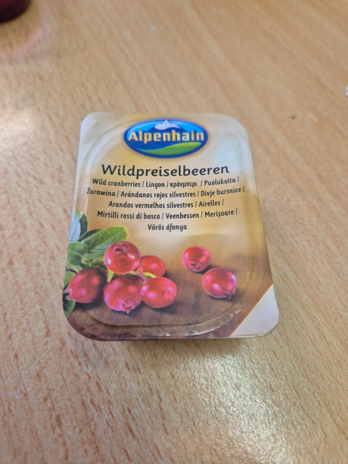 Alpenhain Wildpreiselbeeren Cranberry Jam - 25gram per cup, Ophalen