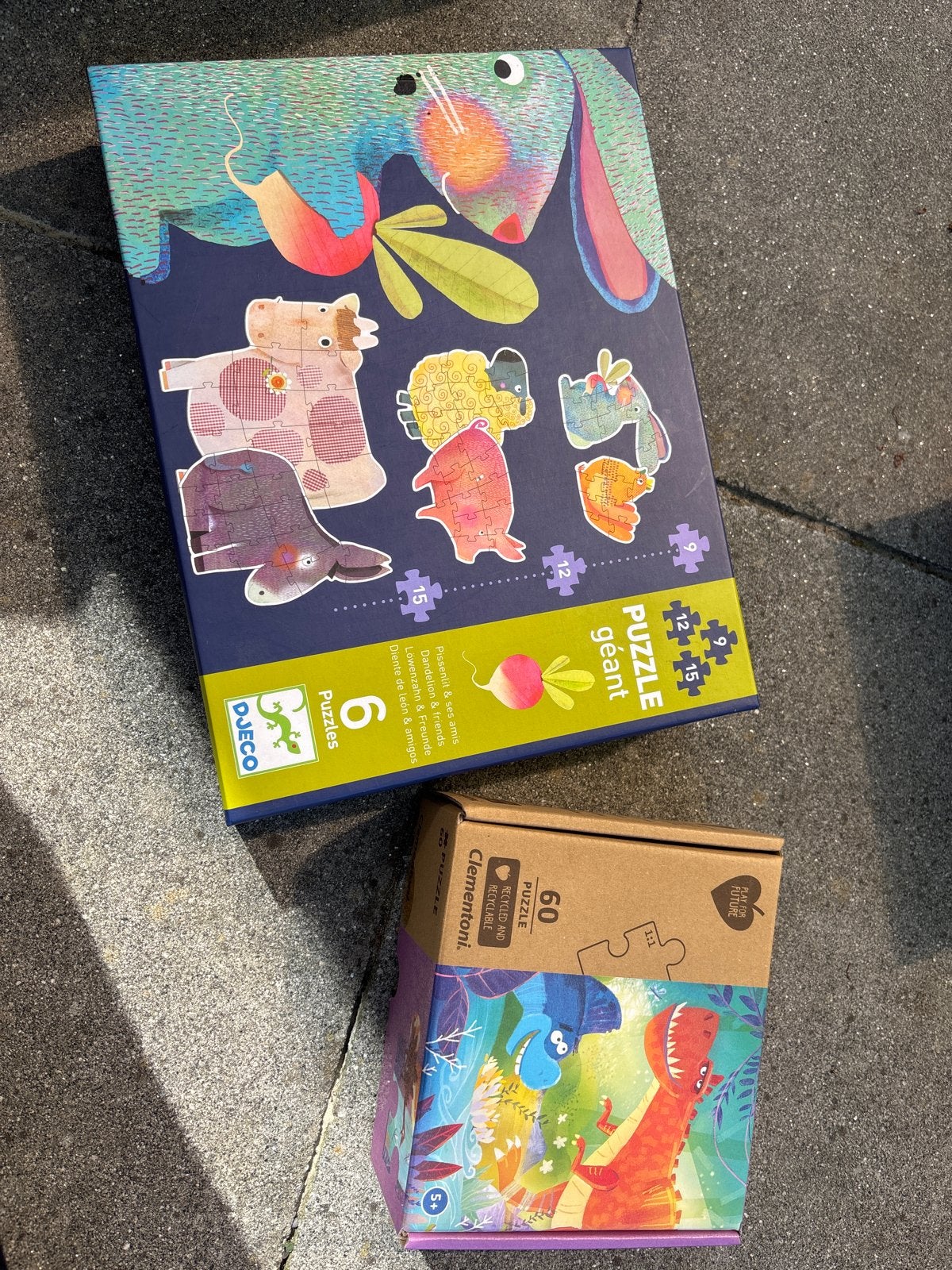 2x Djeco en Clementoni Puzzels - Dieren & Dinosaurus, Ophalen of Verzenden, Meer dan 50 stukjes, Gebruikt, 2 tot 4 jaar