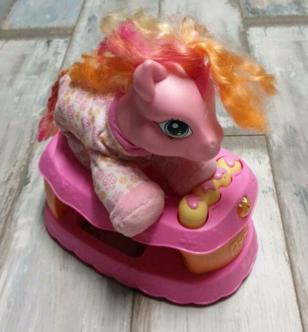 My little pony met rijdend karretje en verlichting, Ophalen of Verzenden