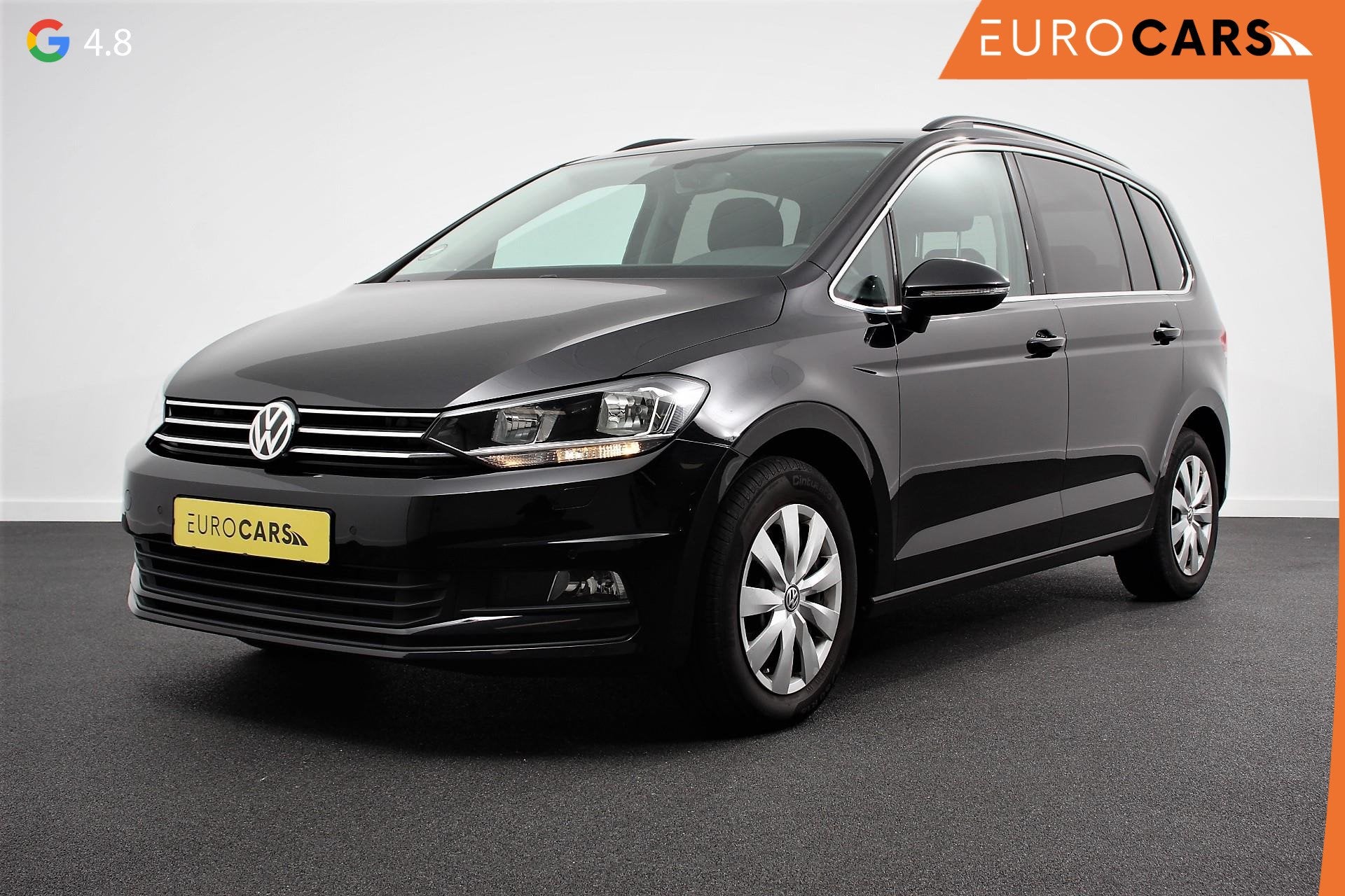 Volkswagen Touran 1.5 TSI 150pk DSG Comfortline 7p Navigatie, Stof, Zwart, 4 cilinders, 150 pk