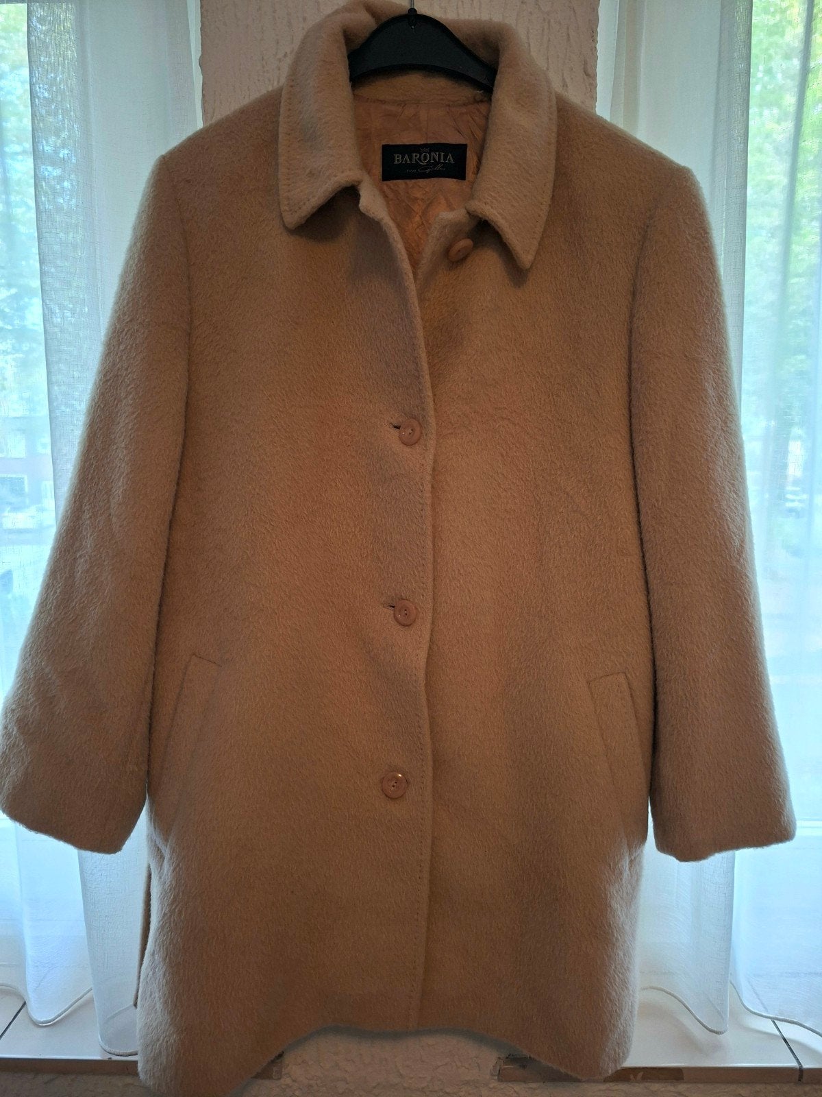 Prachtige vintage alpaca mantel Baronia - maat 42 - ZGAN, Kleding | Dames, Beige, Maat 42/44 (L), Ophalen of Verzenden, Zo goed als nieuw