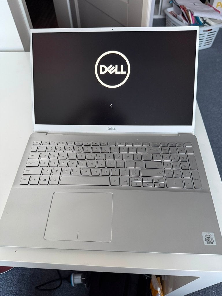 Dell Inspiron 15,6 inch laptop, Computers en Software, Windows Laptops, Ophalen, Gebruikt, 512 GB, DELL .
