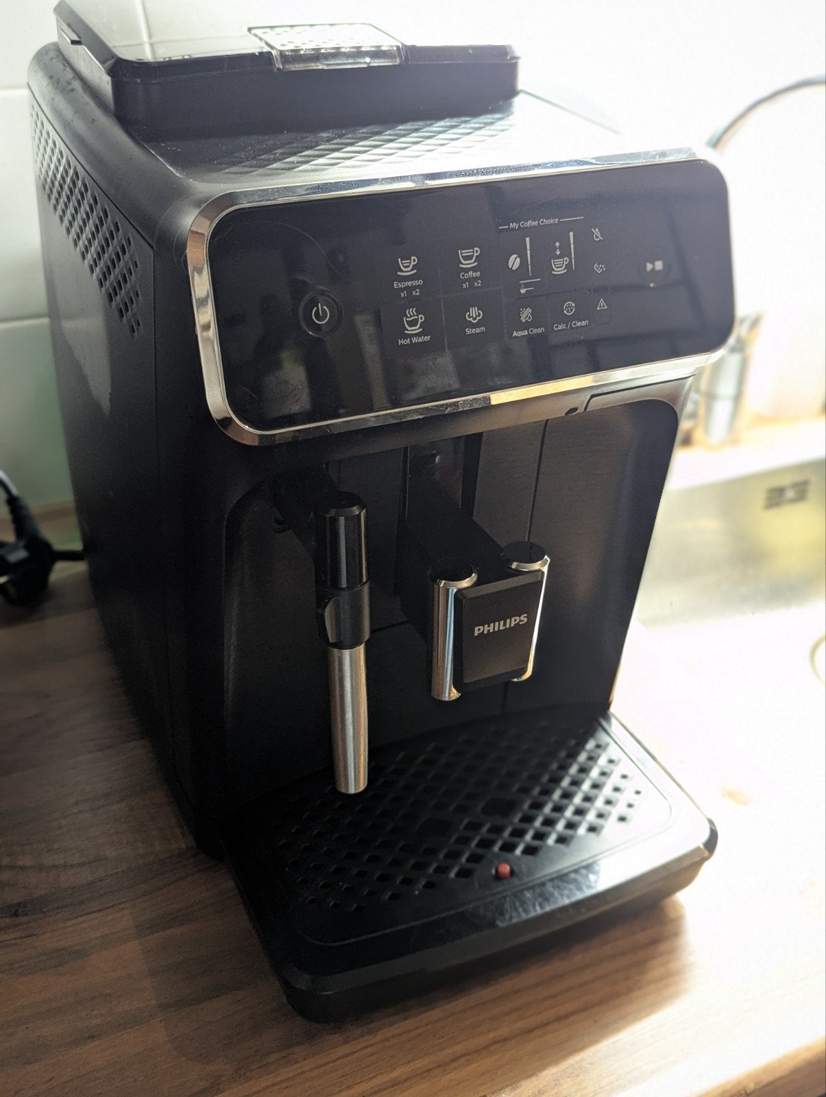 Philips EP2220/10 Volautomatische Espressomachine, Witgoed en Apparatuur, Koffiezetapparaten, Gebruikt, Espresso apparaat, Afneembaar waterreservoir