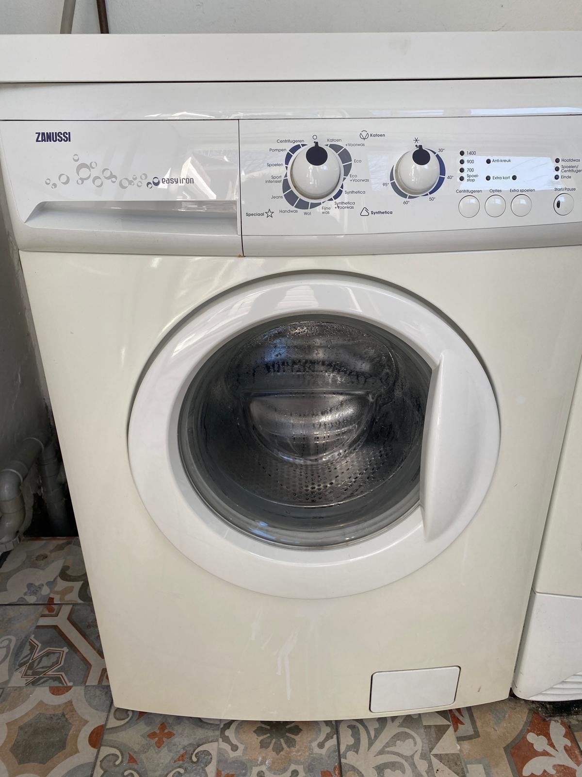Zanussi ZWF3145 Wasmachine, Ophalen, Gebruikt, Voorlader, 85 tot 90 cm