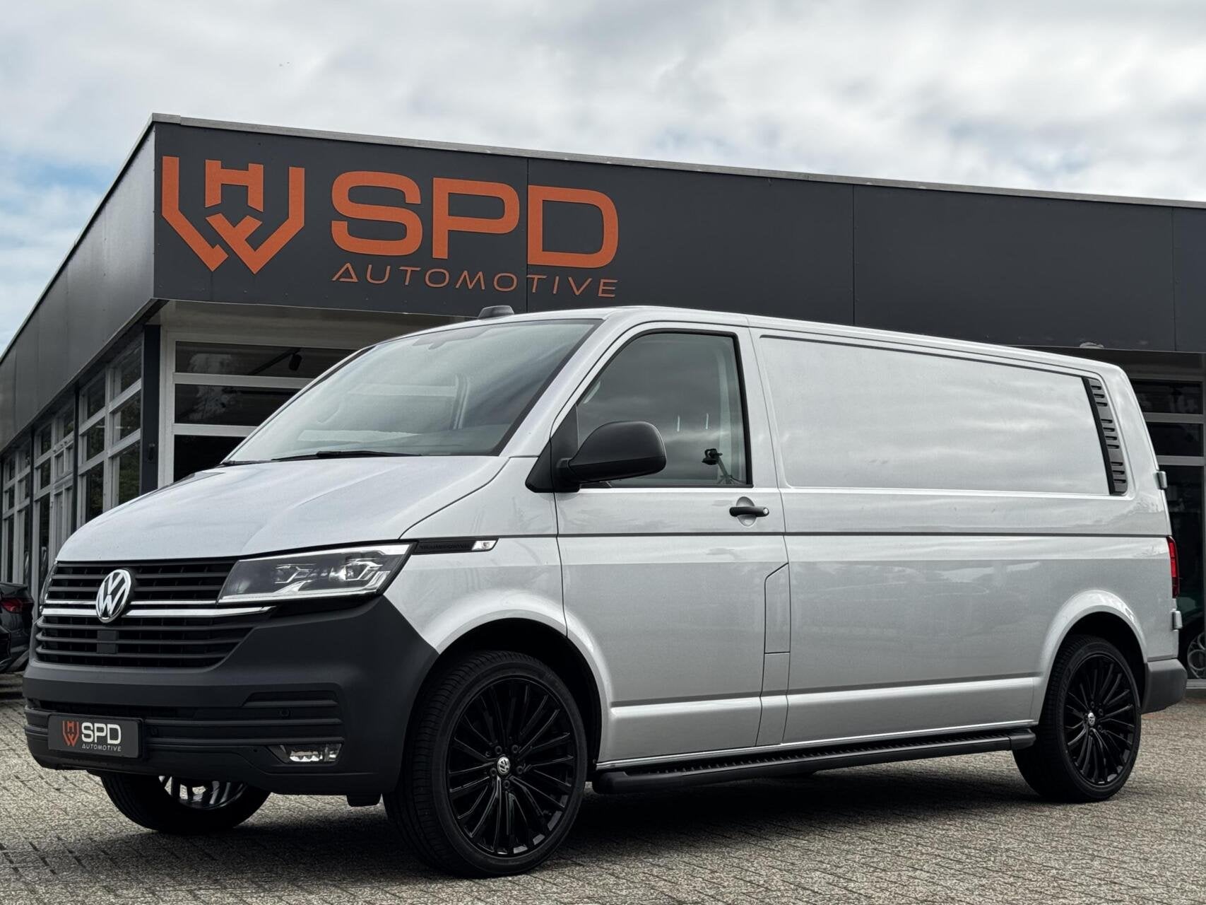 Volkswagen Transporter 2.0 TDI L2H1|Marge|20"|ACC|Carpl|PDC, Auto's, Stof, Gebruikt, 4 cilinders, 150 pk