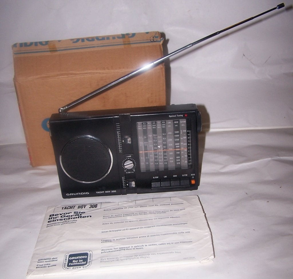 Grundig Yacht Boy 300 Wereldontvanger - Vintage Radio. Nwst., Audio, Tv en Foto, Ophalen of Verzenden, Zo goed als nieuw, Wereldontvanger
