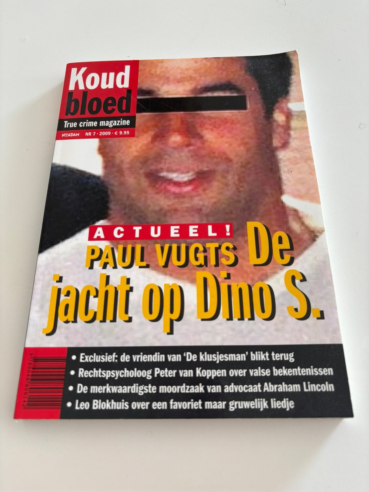 Paul Vugts - De jacht op Dino S, Boeken, Ophalen of Verzenden, Gelezen, Paul Vugts