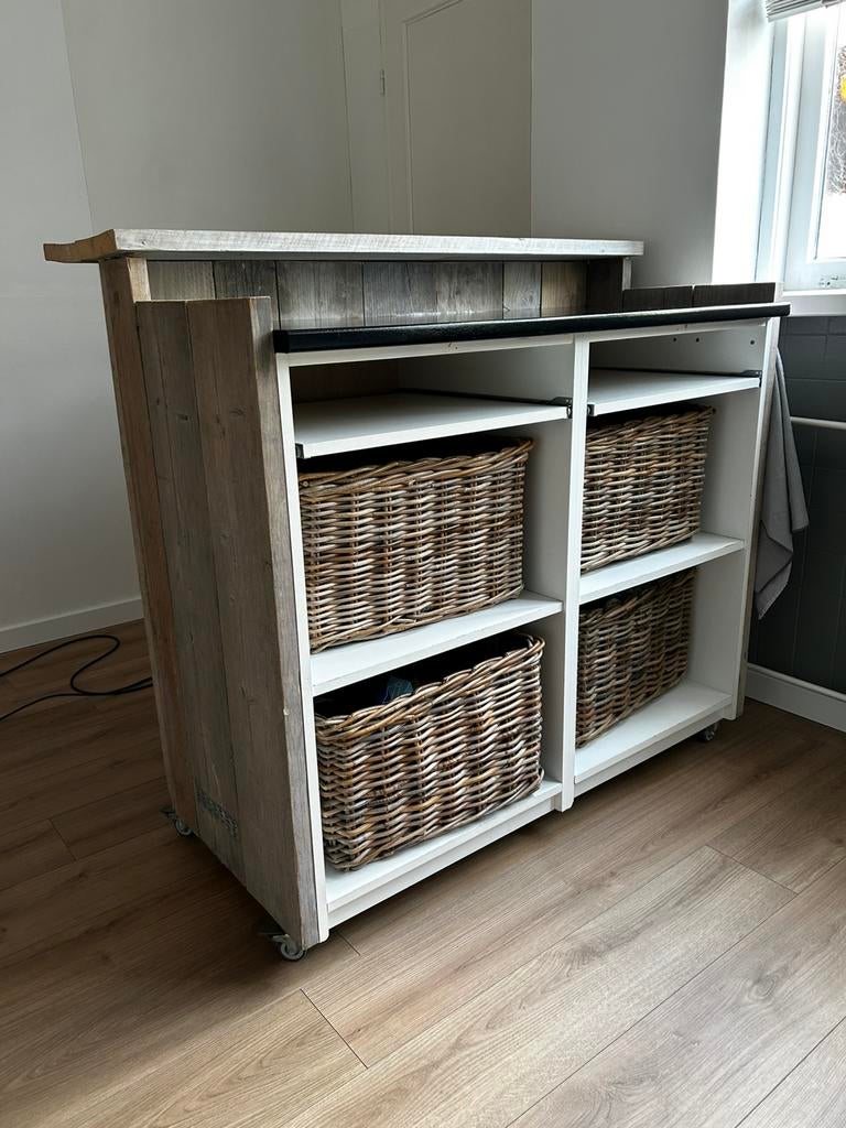 Verijdbare bar, Ophalen, Overige materialen, Gebruikt, 100 tot 150 cm