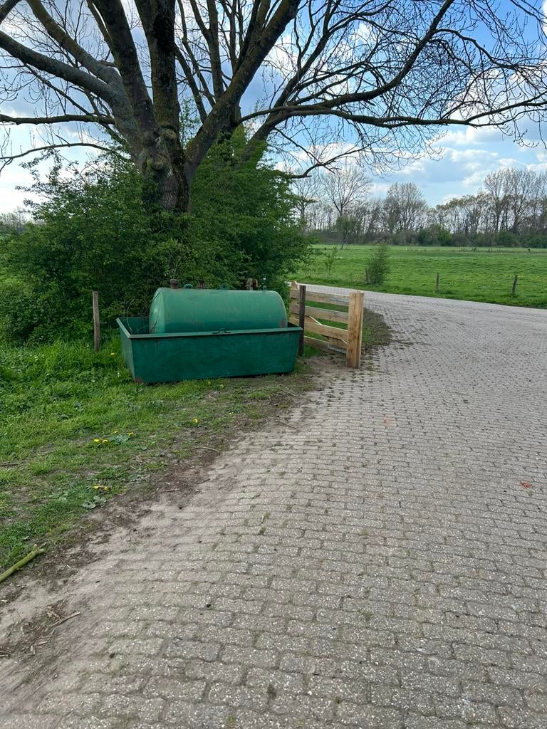 Stookolie tank met lekbak, Ophalen, Gebruikt, Nvt, Nvt