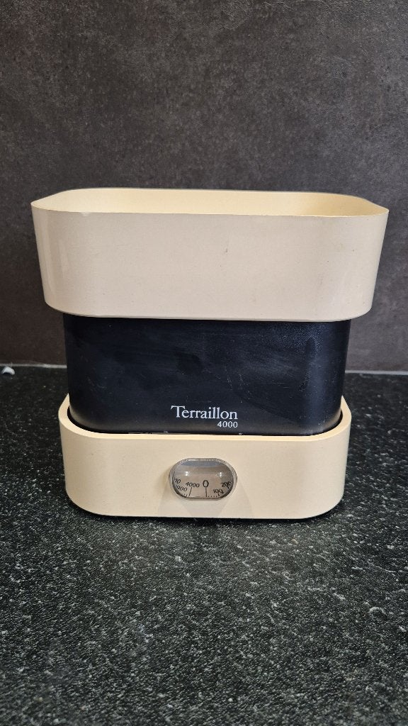 Vintage Terraillon 4000 keukenweegschaal creme. 5A14, Tweedehands verkoop, Tweedehands verkoop, Gebruikt, Ophalen of Verzenden