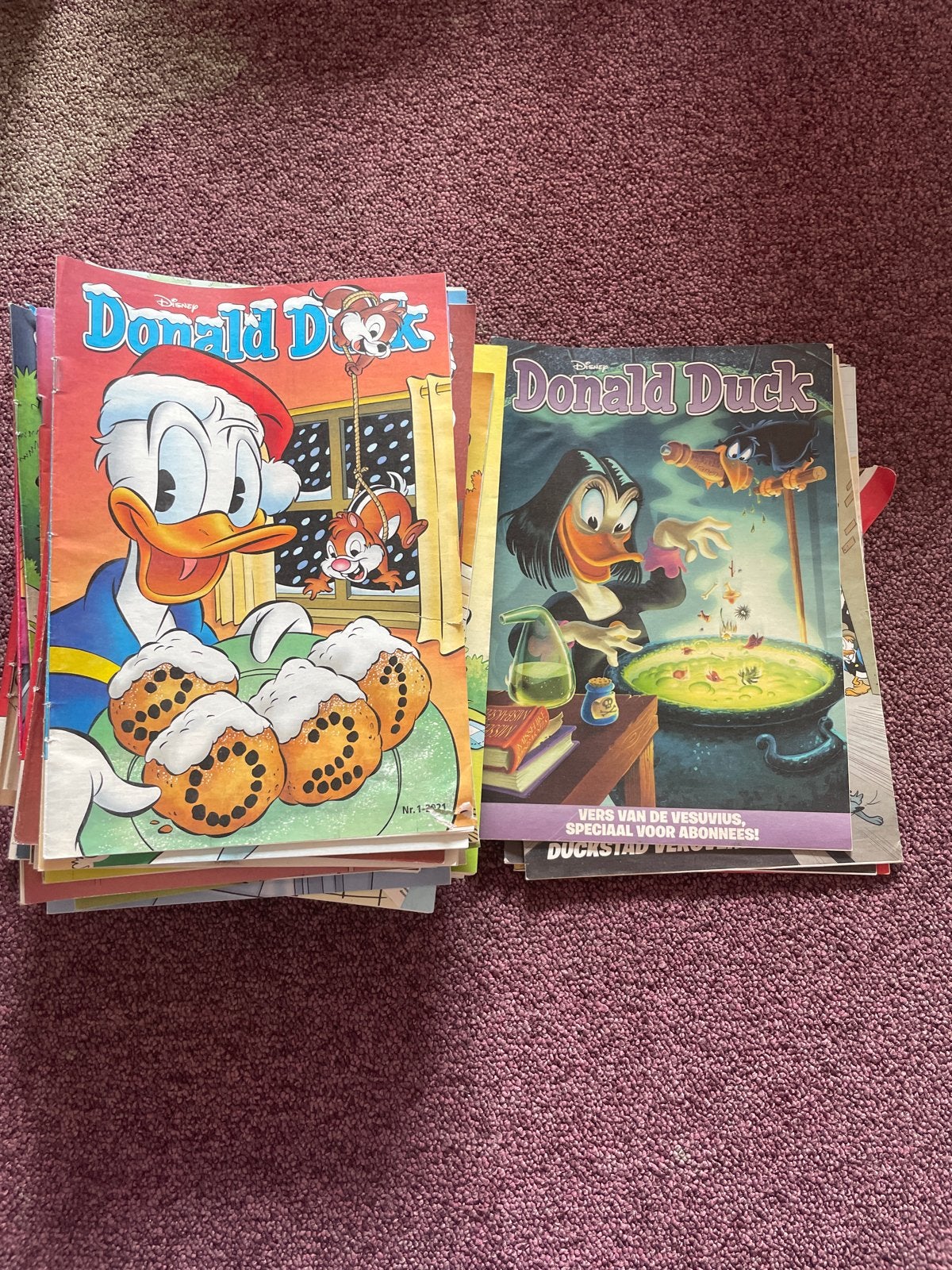 Donald Duck Jaargang 2021 - Diverse nummers, Boeken, Meerdere stripboeken, Ophalen, Gelezen