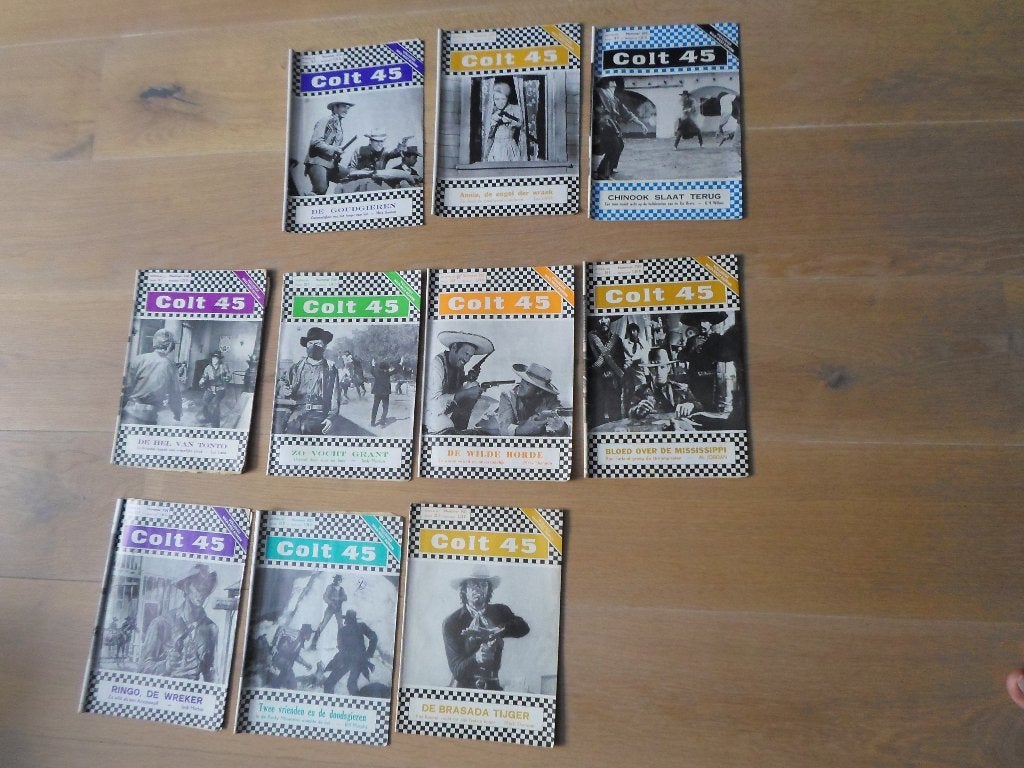 10 western Colt 45 boekjes, Ophalen of Verzenden, Gelezen