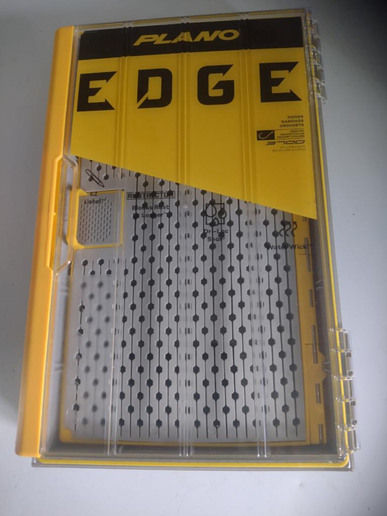 Plano edge 3700 box nieuw, Ophalen of Verzenden, Nieuw