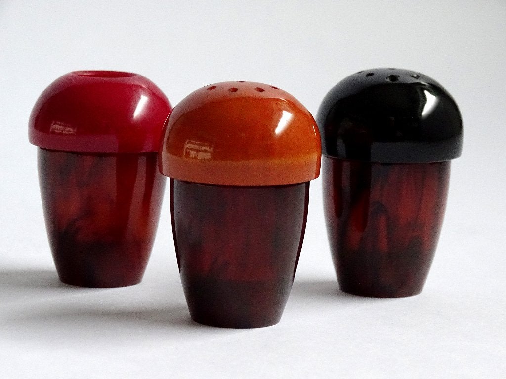 Mooie 3 Delige Bakeliet Catalin Peper-Zout- Tandenstoker set, Antiek en Kunst, Verzenden