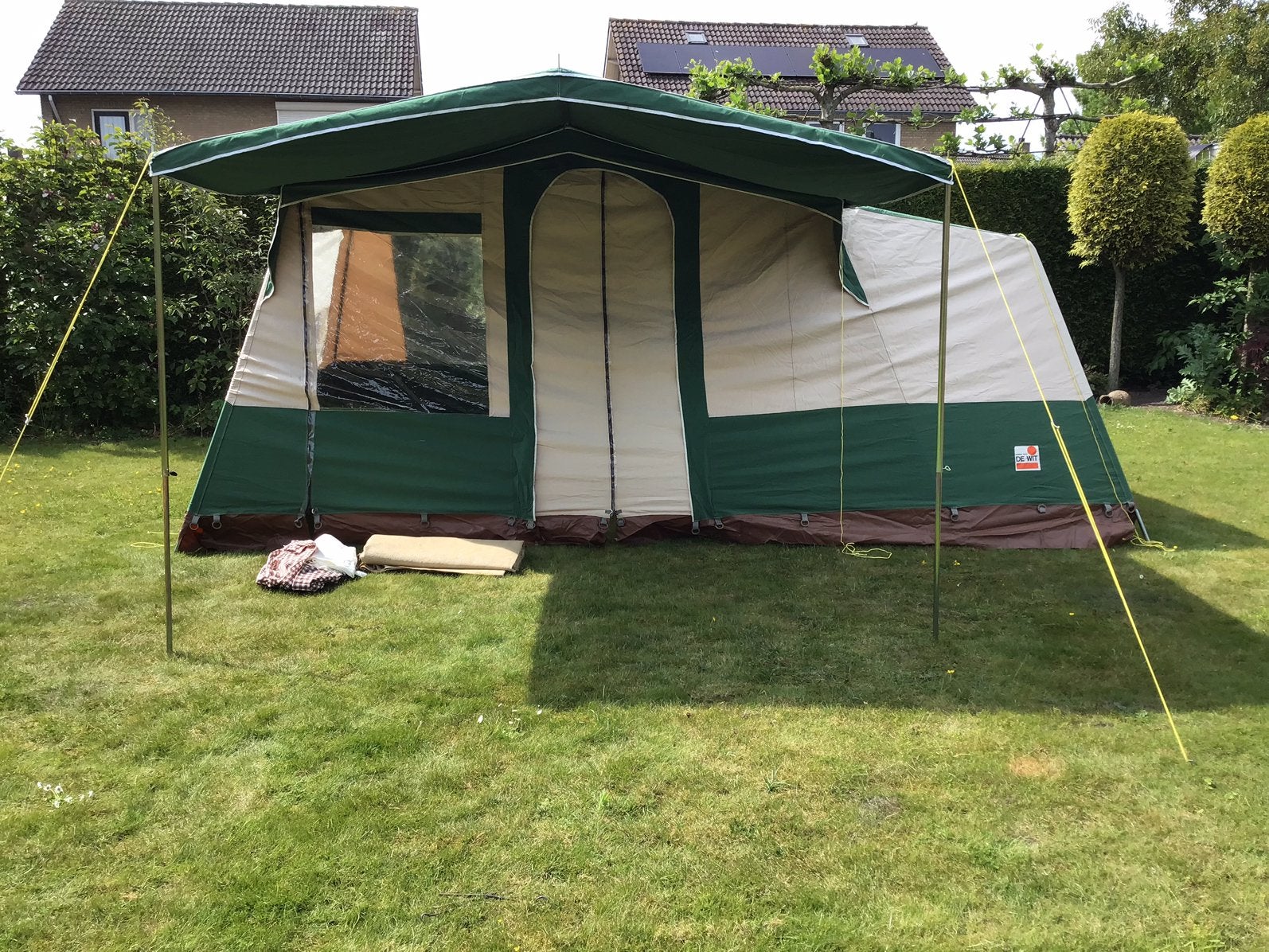 Bungalow tent, Ophalen, Zo goed als nieuw, Tot en met 4