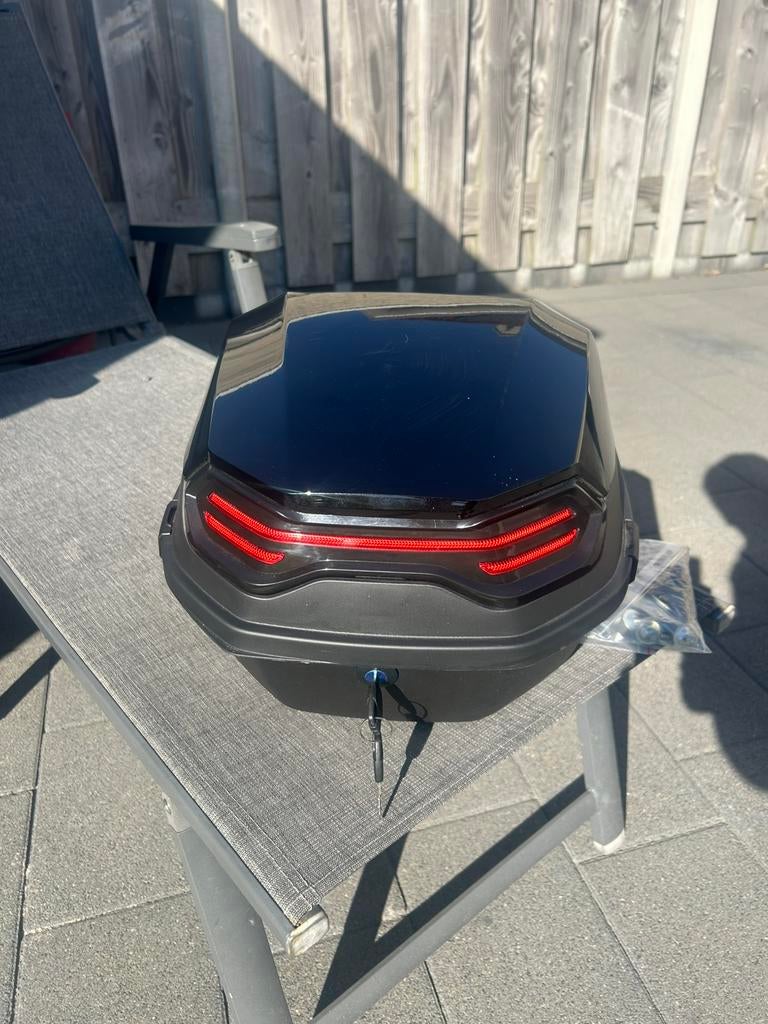 Bak voor helm NIEUW, Motoren, Ophalen, Zo goed als nieuw