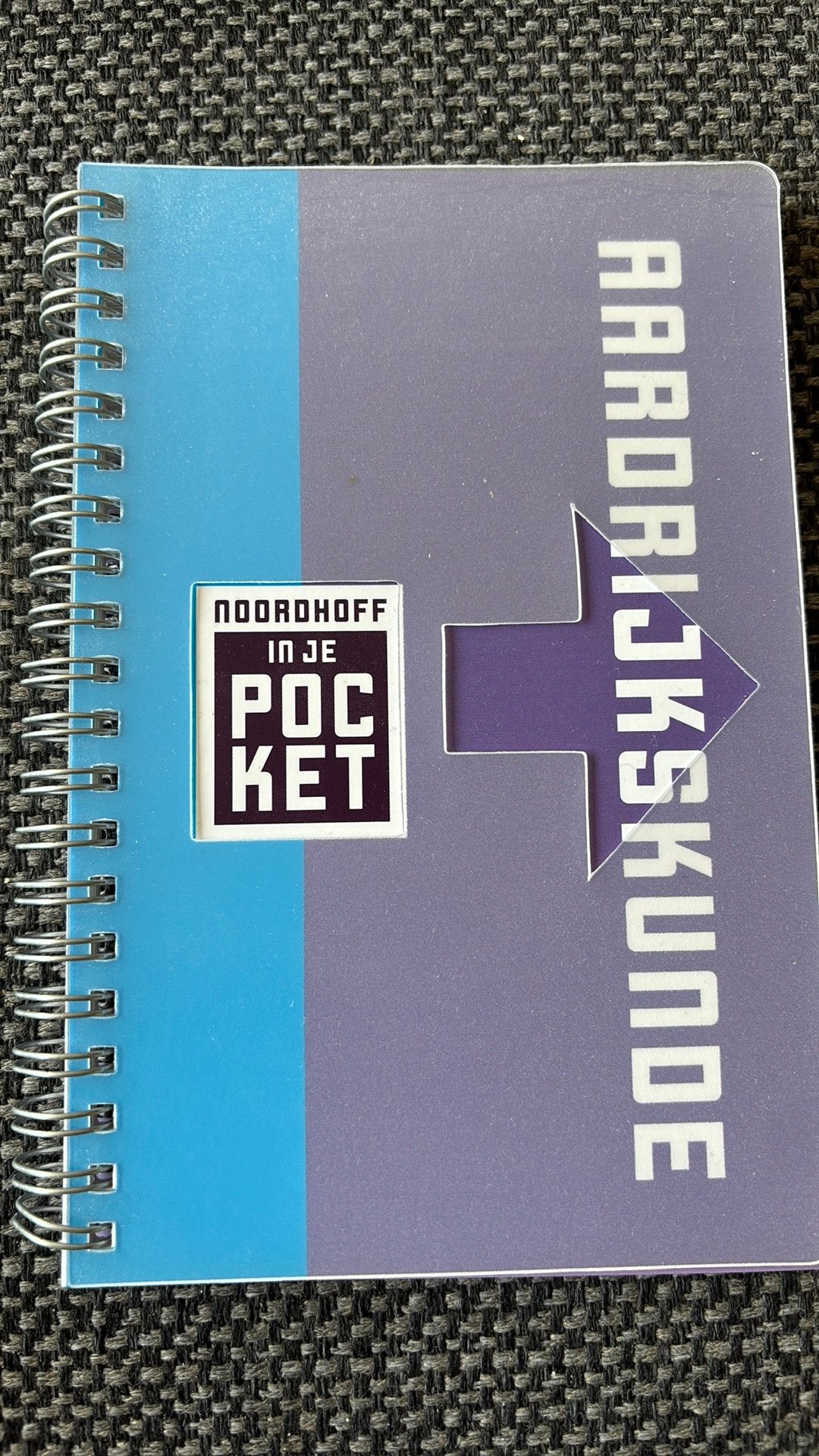 Noordhoff: In je pocket, Aardrijkskunde, Ophalen of Verzenden, Zo goed als nieuw