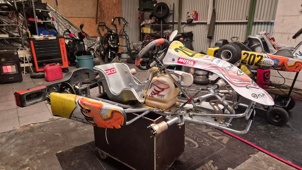 Kart Republic KR kart. 2 x rollend chassis. 3 x Frame, Ophalen of Verzenden, Gebruikt, Kart