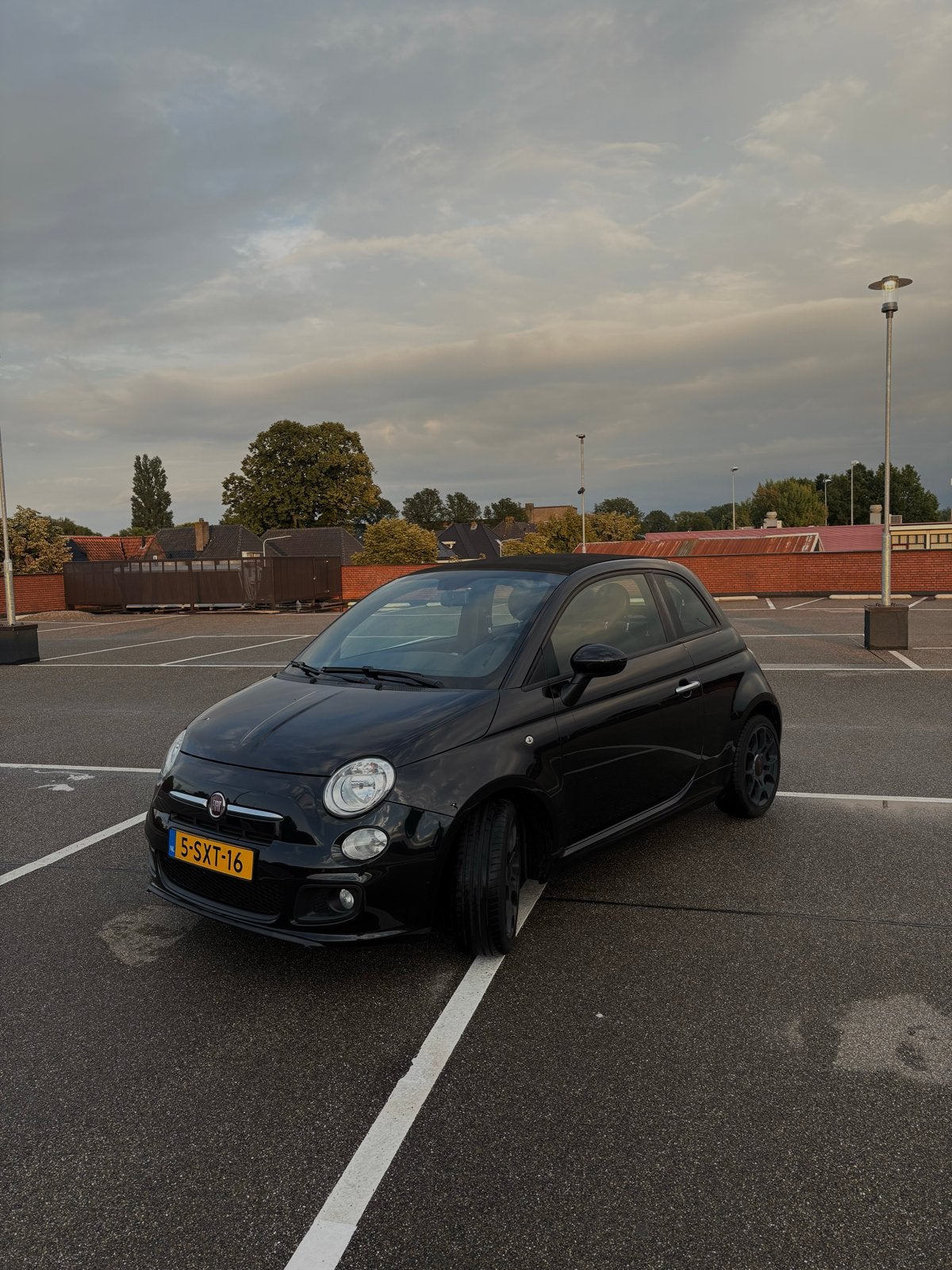 Fiat 500 sport 0.9 85pk Turbo Twinair 2013 Zwart, Auto's, Fiat, Cabriolet, Leder en Stof, Zwart, Handgeschakeld