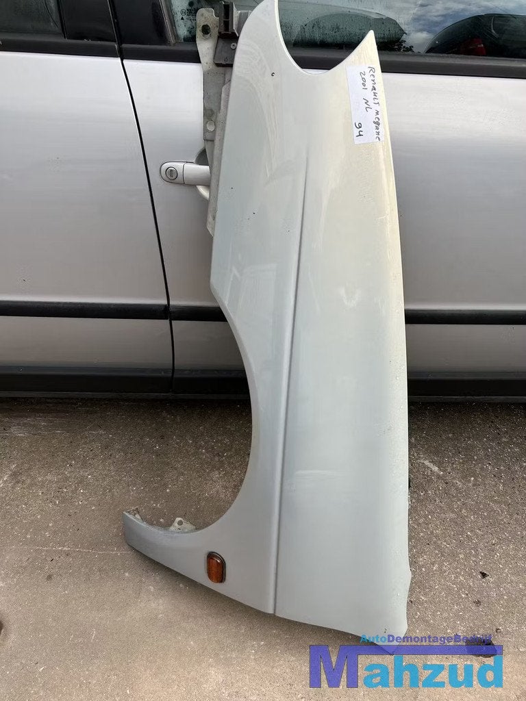 RENAULT MEGANE 1 Station Links voor scherm zijscherm 99-2003, Renault Group, Gebruikt, Contact.group@renault.com, Renault