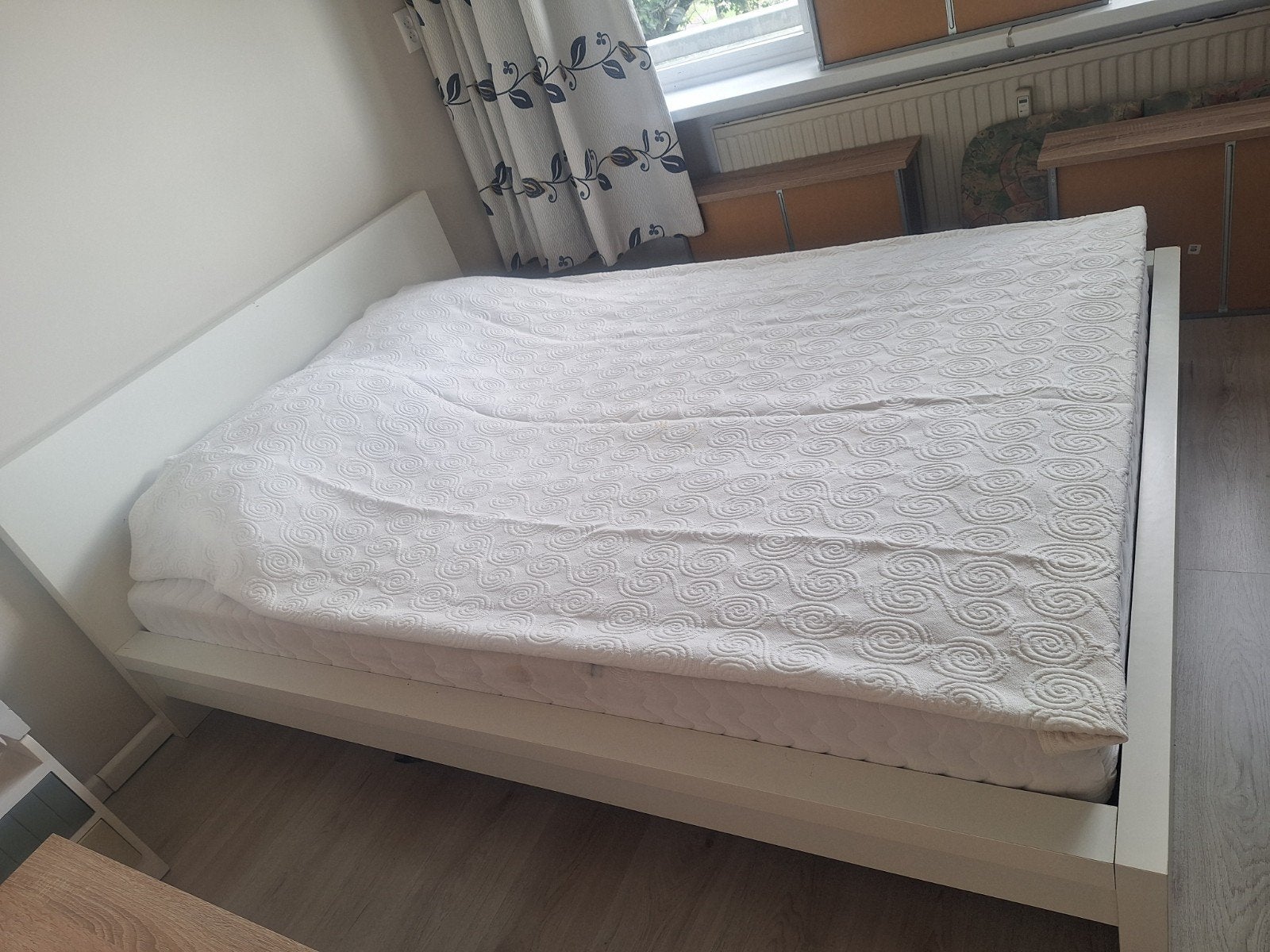 Tweepersoonsbed wit, 140x200 cm (excl. matras), Ophalen