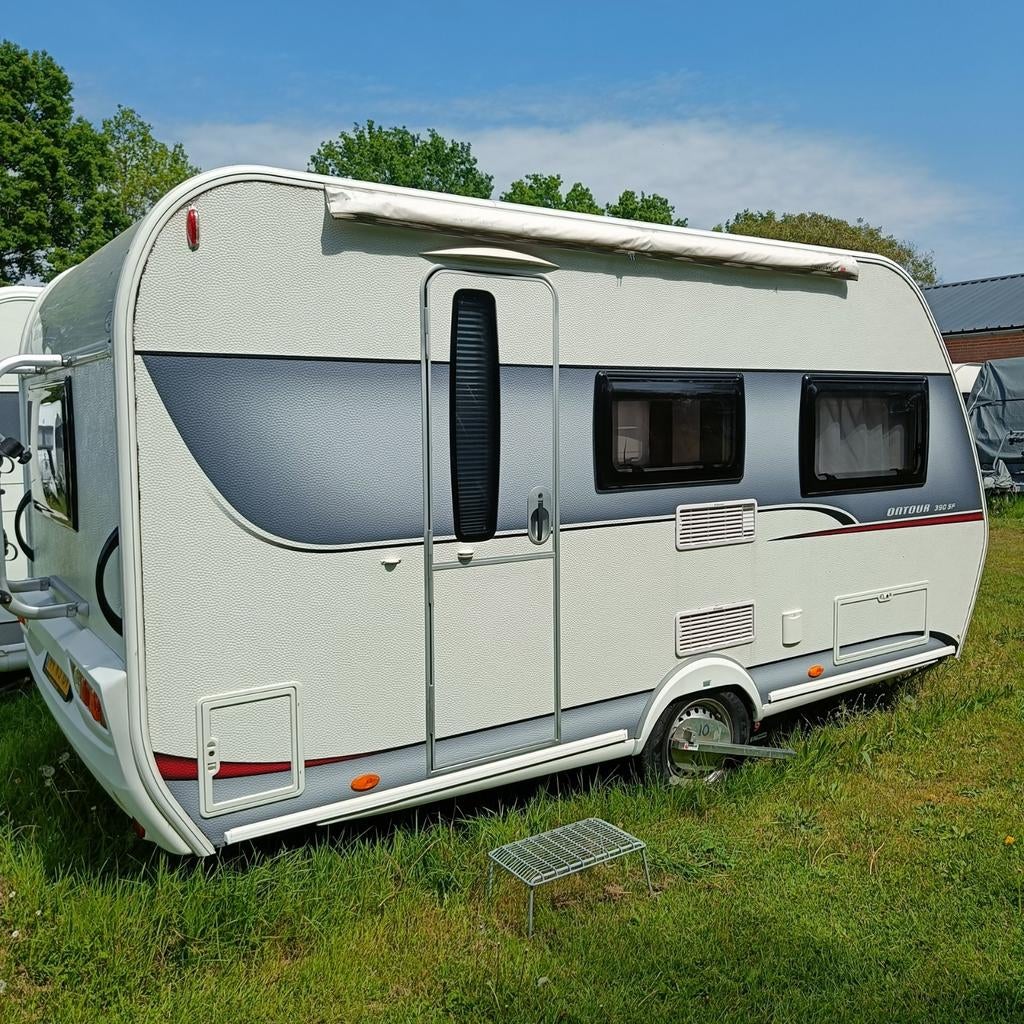 HOBBY 390 SF 2018+MOVER+VOORT.270 CM DIEP+FIETSENDR, Caravans en Kamperen, Hobby, Dwarsbed, Bedrijf, Treinzit