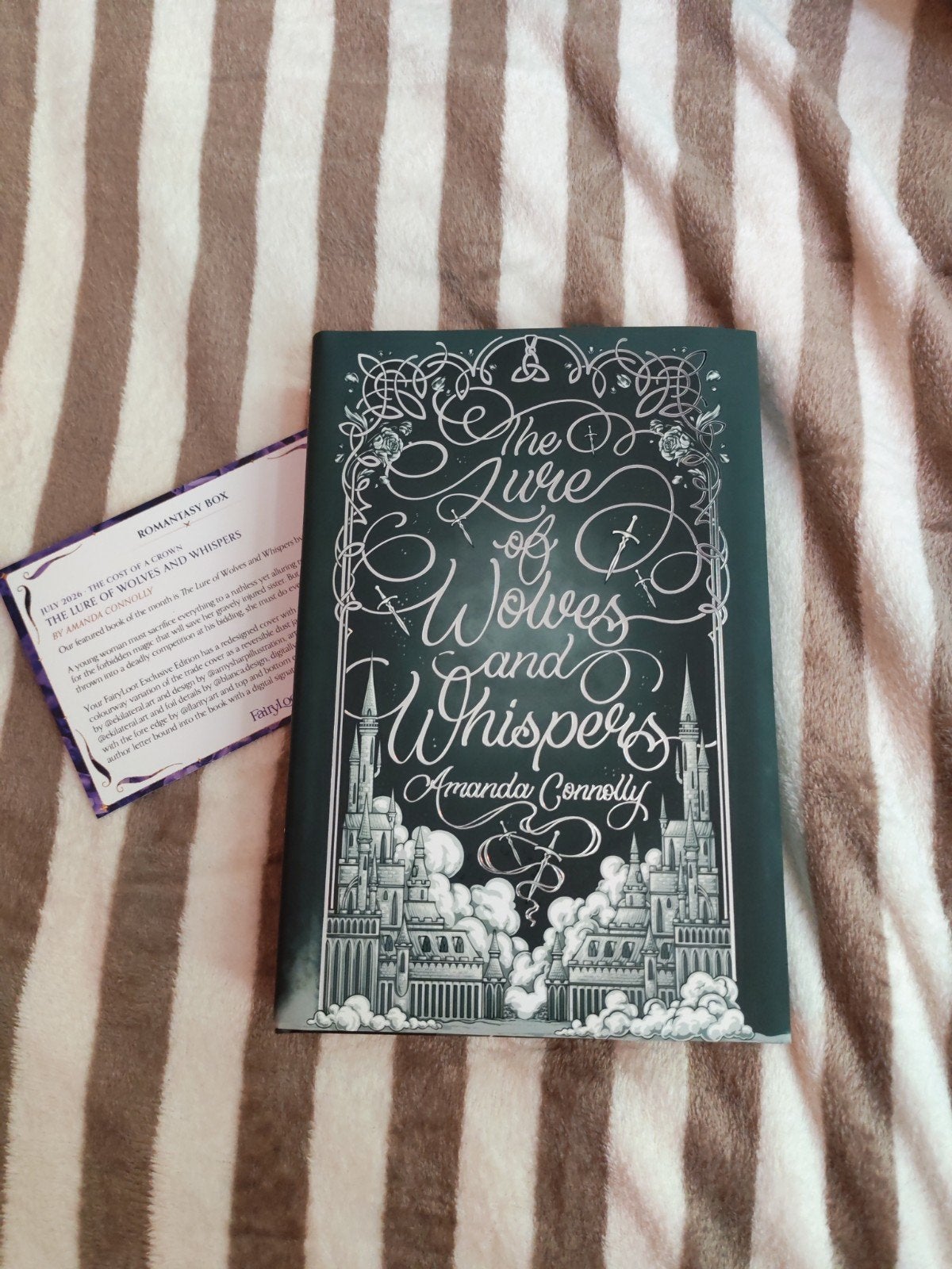 The Lure of Wolves and Whispers - Fairyloot Special Edition, Boeken, Ophalen of Verzenden, Nieuw, Amanda Connolly