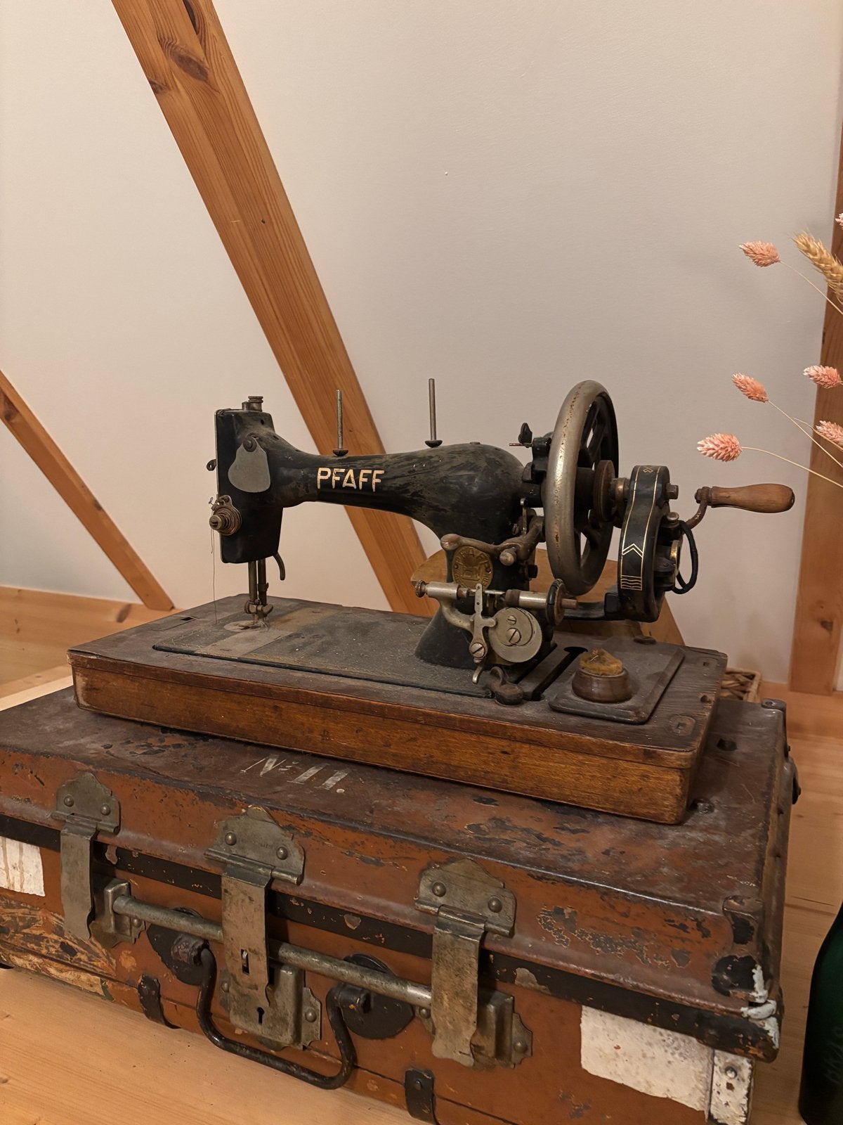 Antieke PFAFF Naaimachine - Decoratief Stuk, Ophalen