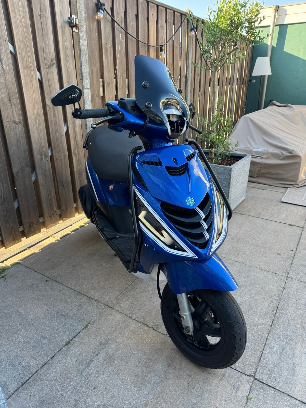 Zip 4 takt (2017), Fietsen en Brommers, Scooters | Piaggio, Ophalen, Maximaal 45 km/u, Zip, Zo goed als nieuw